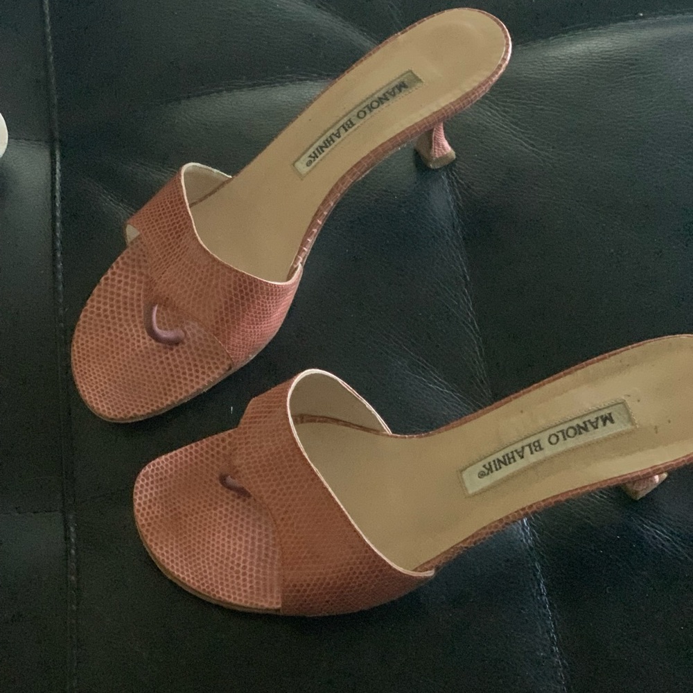 Manolo Blahnik kitty heal sandal